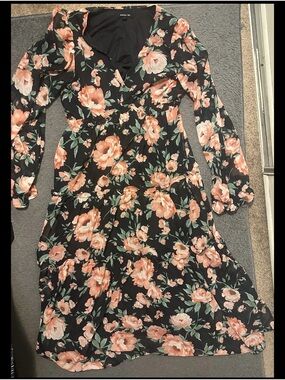 Long Sleeve Floral V-Neck Midi Dress - Black with Peach Roses
